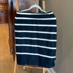 Great office wear. Very comfortable! Black/white stripes. Back zipper.